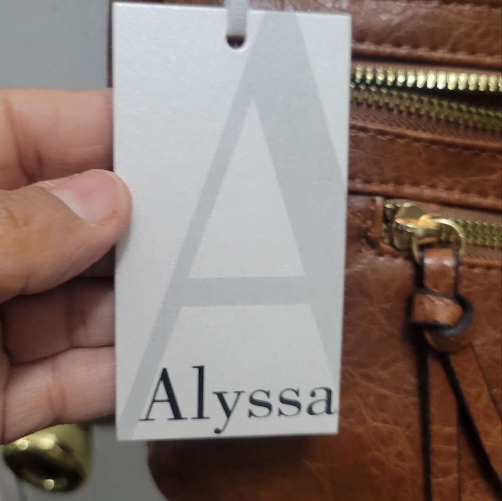 Alyssa brown bag - Picture 2 of 8